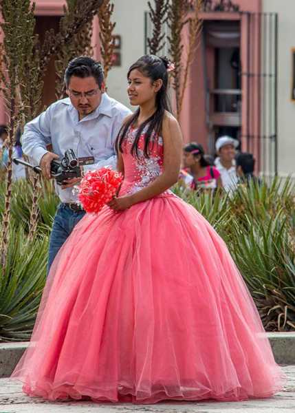 What is a Quinceañera? And how do different countries celebrate Quinceañeras?